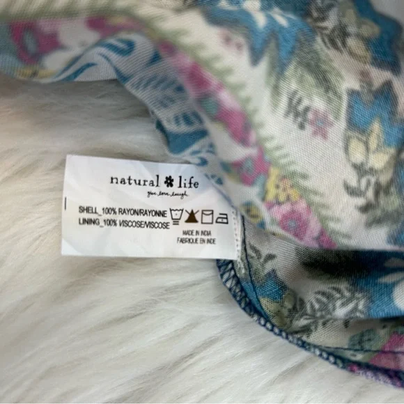 Natural Life SABRINA Cropped Top Shirt Womens Small Blue Floral Boho Beach - Picture 11 of 12